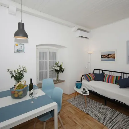 Apartman Kiara *