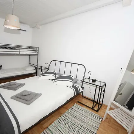 Apartment Apartman Kiara *